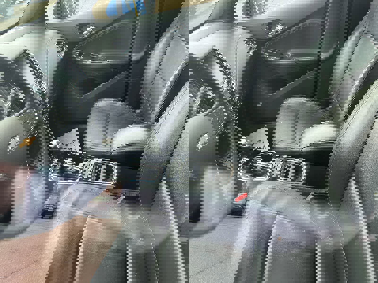 Used 2017 Chevrolet Cruze Premier FWD image 28