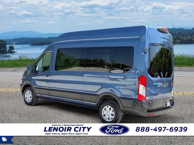Used 2024 Ford E-Transit 148 High Roof RWD image 5