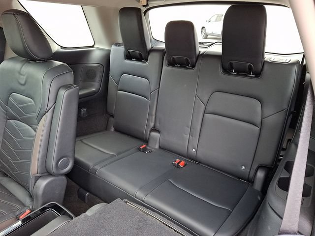 Used 2022 Nissan Pathfinder Platinum w/ Cargo Package AWD/4WD image 14