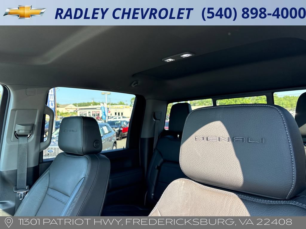 Used 2023 GMC Sierra 2500 Denali AWD/4WD image 2