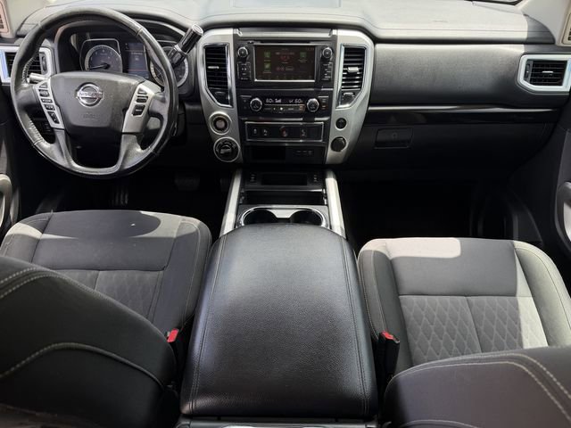 Used 2019 Nissan Titan SV w/ SV Convenience Package AWD/4WD image 11