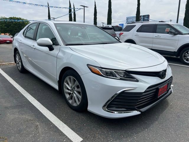 Used 2021 Toyota Camry LE w/ Cold Weather Package AWD/4WD image 4