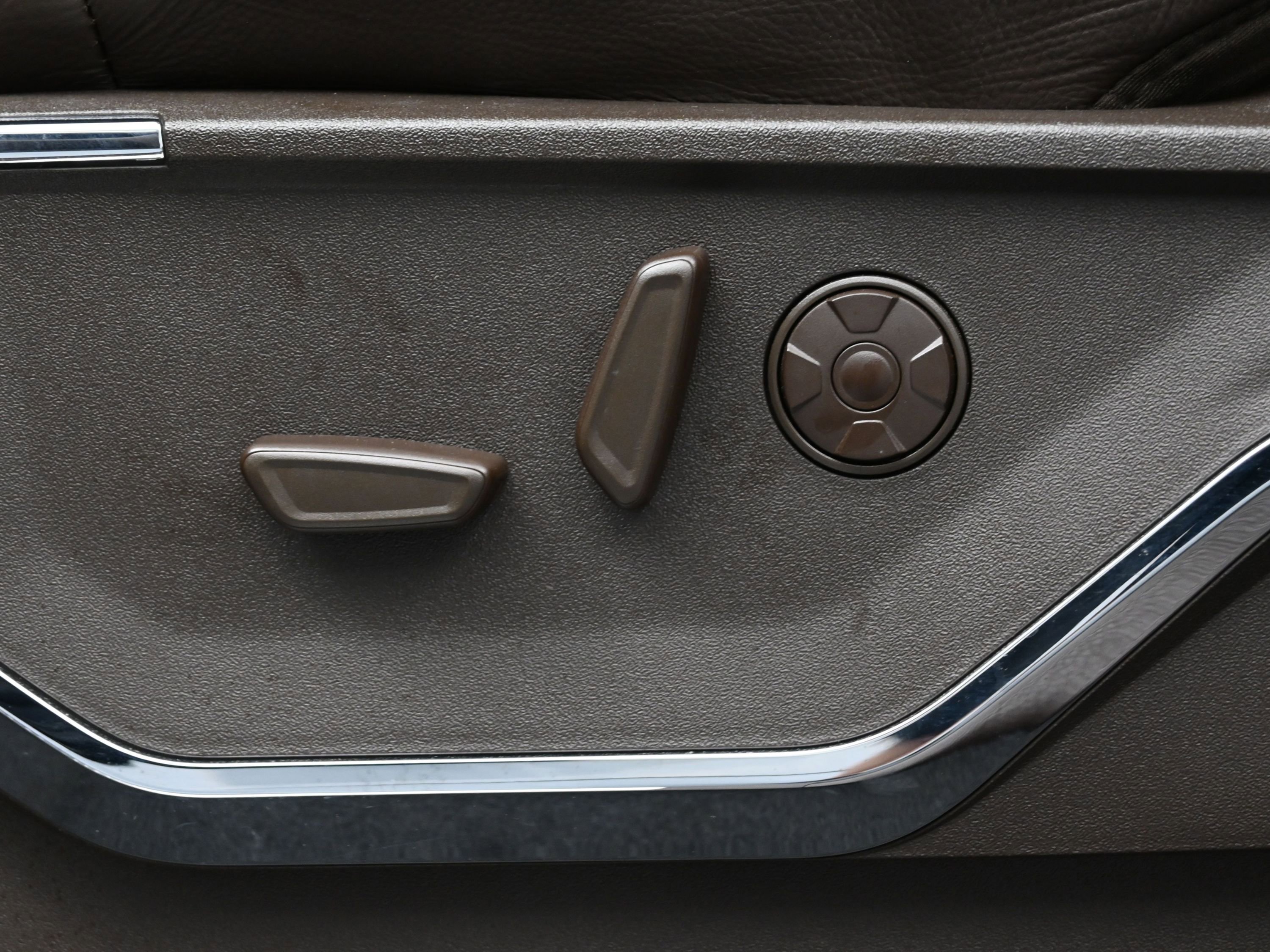 Used 2024 Ford F250 King Ranch w/ Chrome Package AWD/4WD image 10