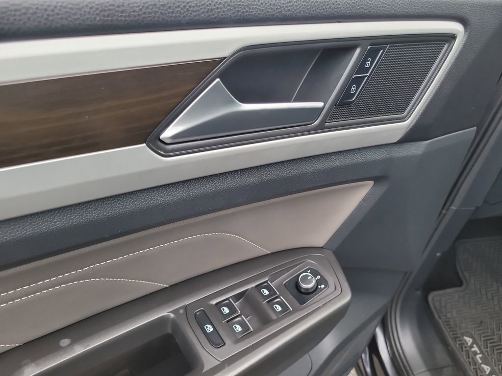 Used 2022 Volkswagen Atlas SE AWD/4WD image 18