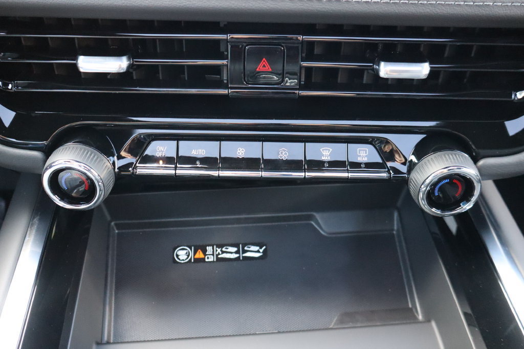 New 2027 Chevrolet Tahoe LT w/ Advanced Technology Package AWD/4WD image 9