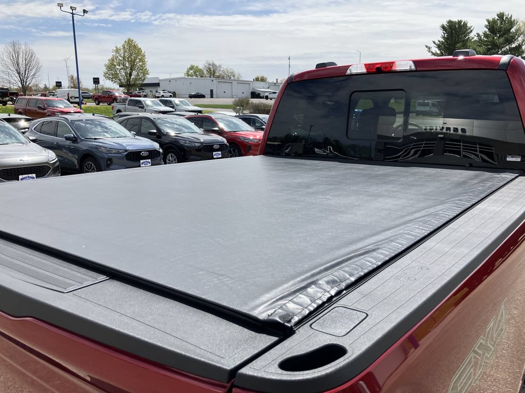 Used 2025 Ford F350 XLT w/ Black Appearance Package AWD/4WD image 17