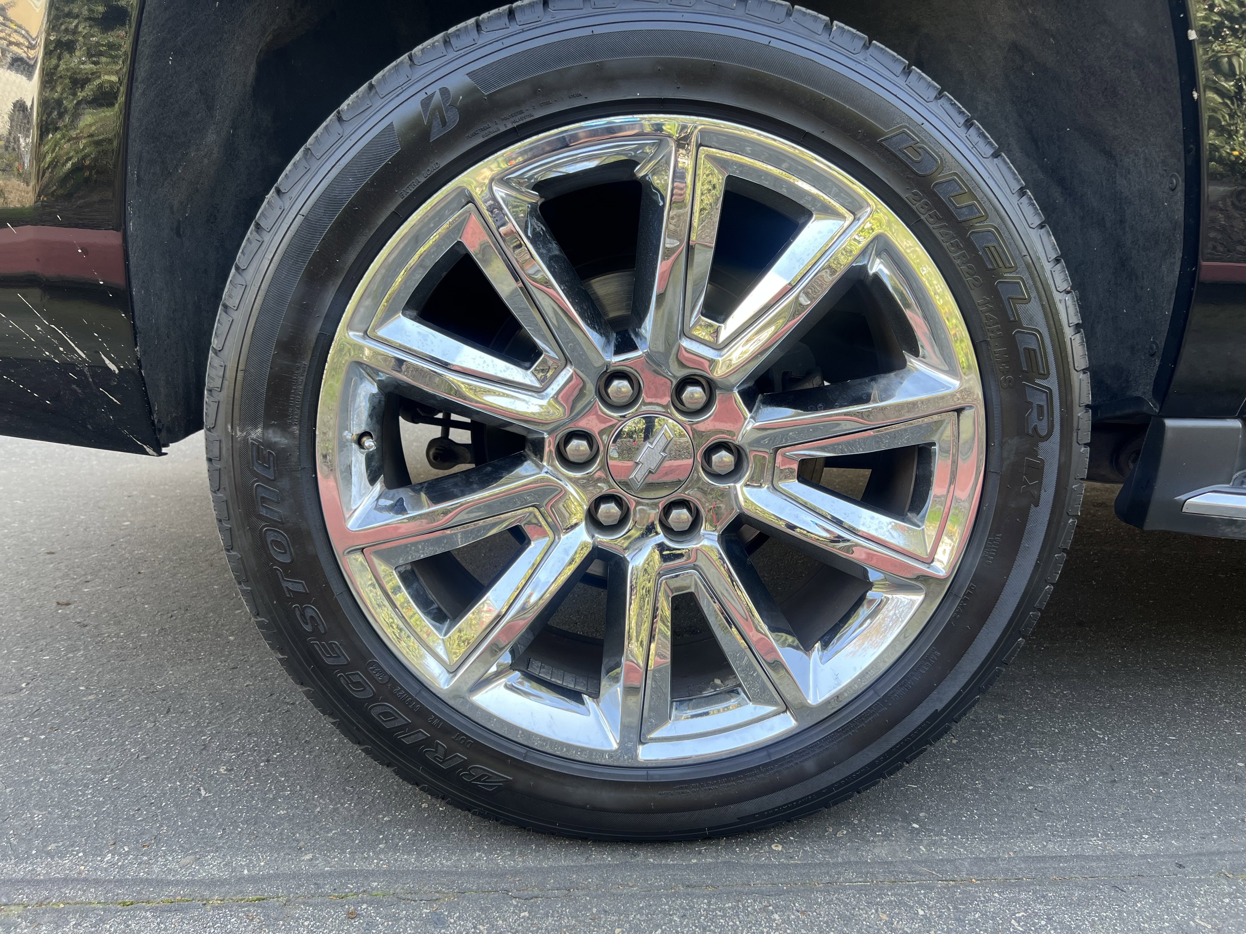 Used 2017 Chevrolet Suburban Premier image 35