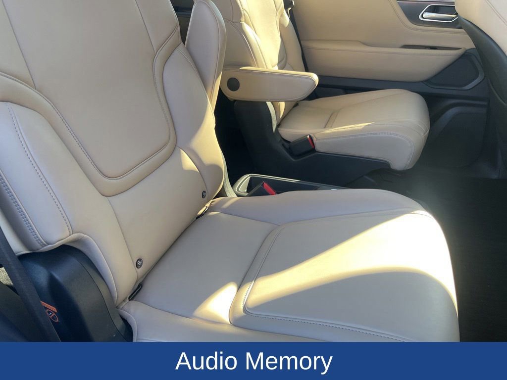 Used 2025 INFINITI QX80 Pure image 22