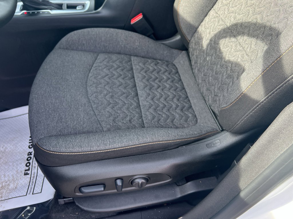 Used 2024 Chevrolet Equinox LT image 10