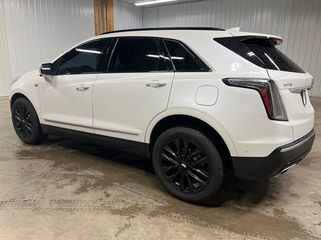 Certified 2023 Cadillac XT5 Sportv w/ Technology Package image 6