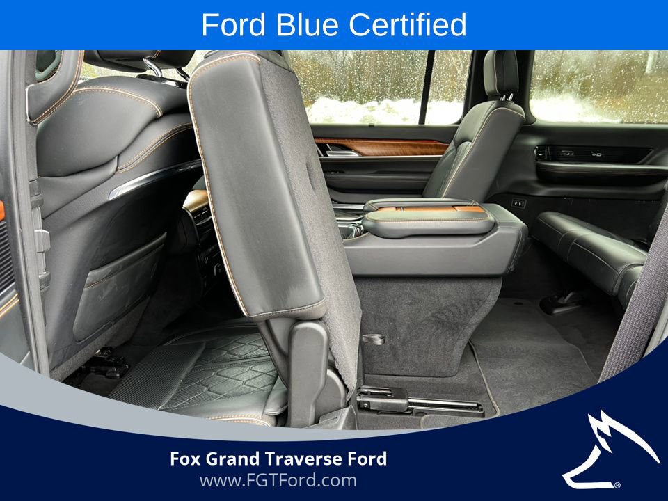 Used 2024 Jeep Grand Wagoneer L Series III AWD/4WD image 5