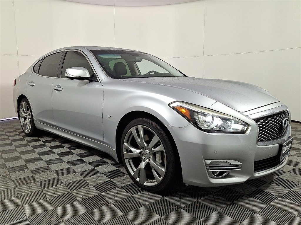 Used 2015 INFINITI Q70 3.7 image 4