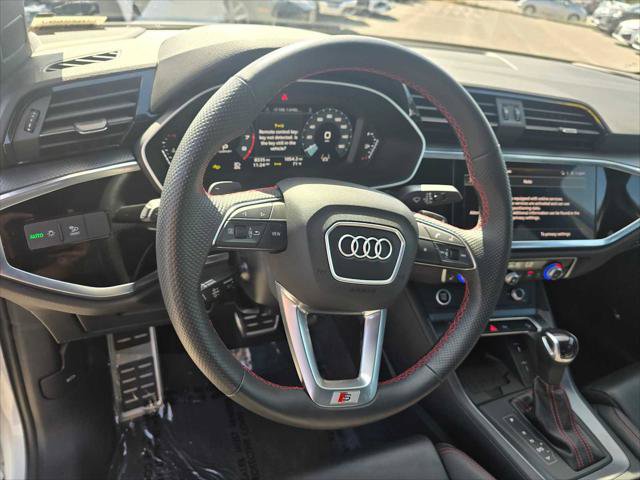 Used 2025 Audi Q3 2.0T Premium Plus w/ Premium Plus Package AWD/4WD image 26