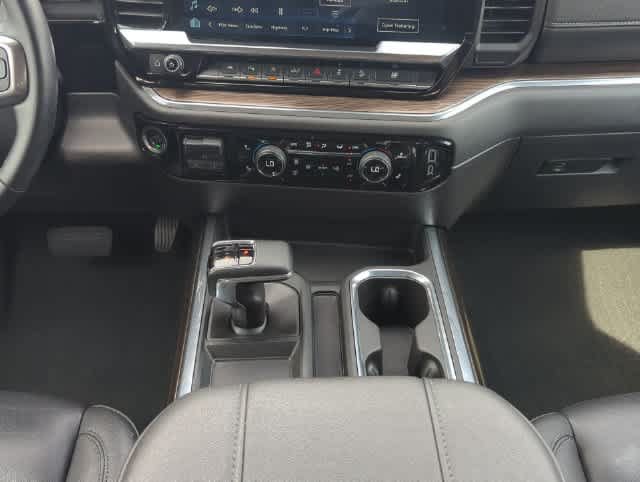 Used 2024 Chevrolet Silverado 1500 LT Trail Boss AWD/4WD image 26