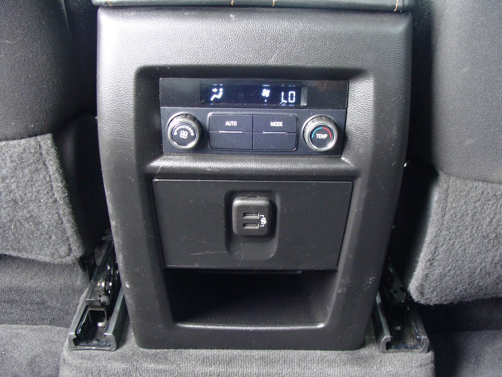 Used 2020 Chevrolet Traverse LT AWD/4WD image 33