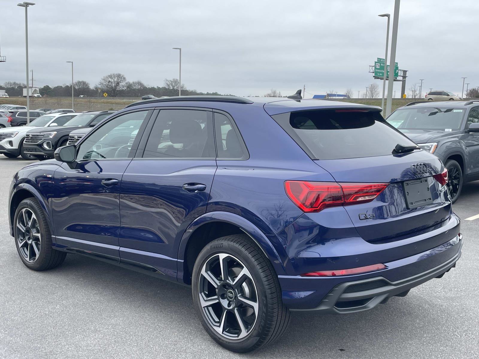 Used 2025 Audi Q3 2.0T Premium Plus w/ Premium Plus Package image 5