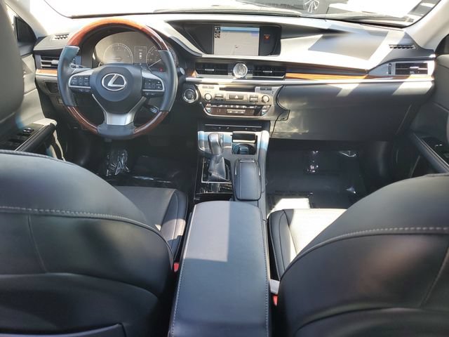 Used 2017 Lexus ES 350 w/ Navigation System Package FWD image 9
