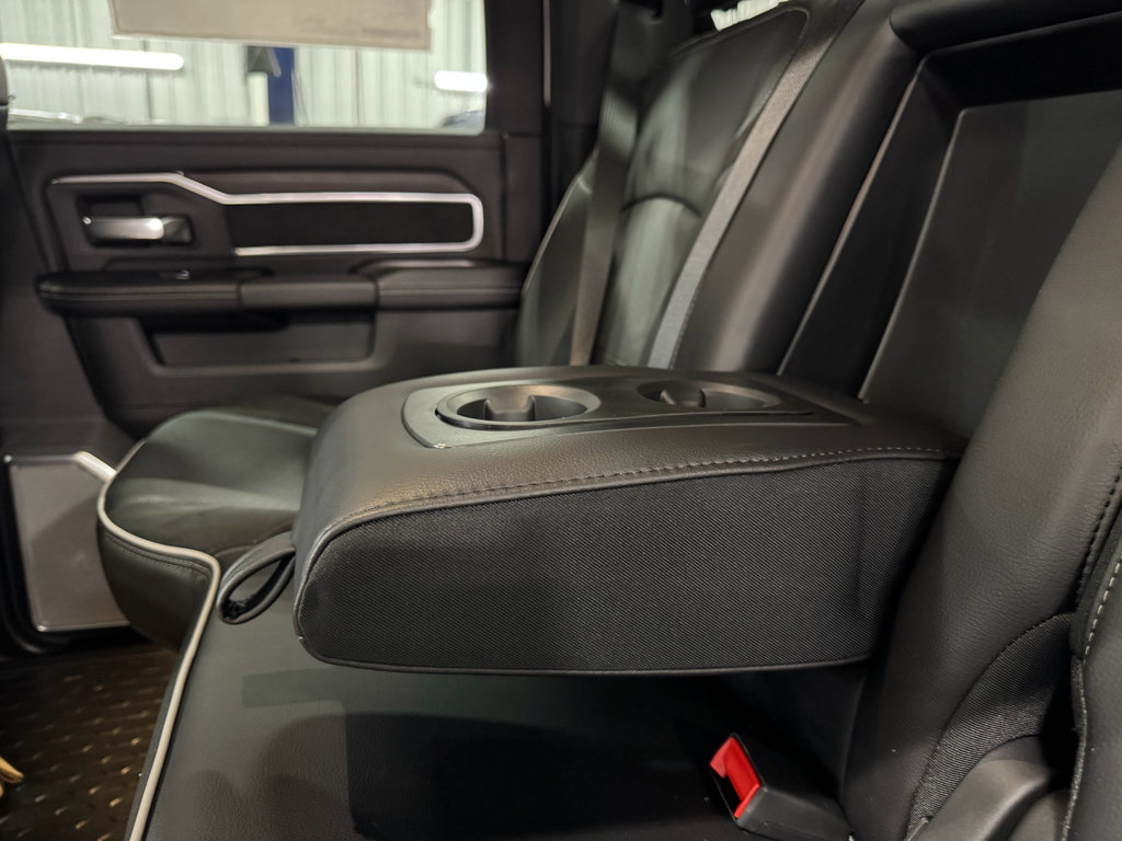 New 2025 RAM 4500 4x4 Crew Cab DRW w/ Laramie Trim Package image 7