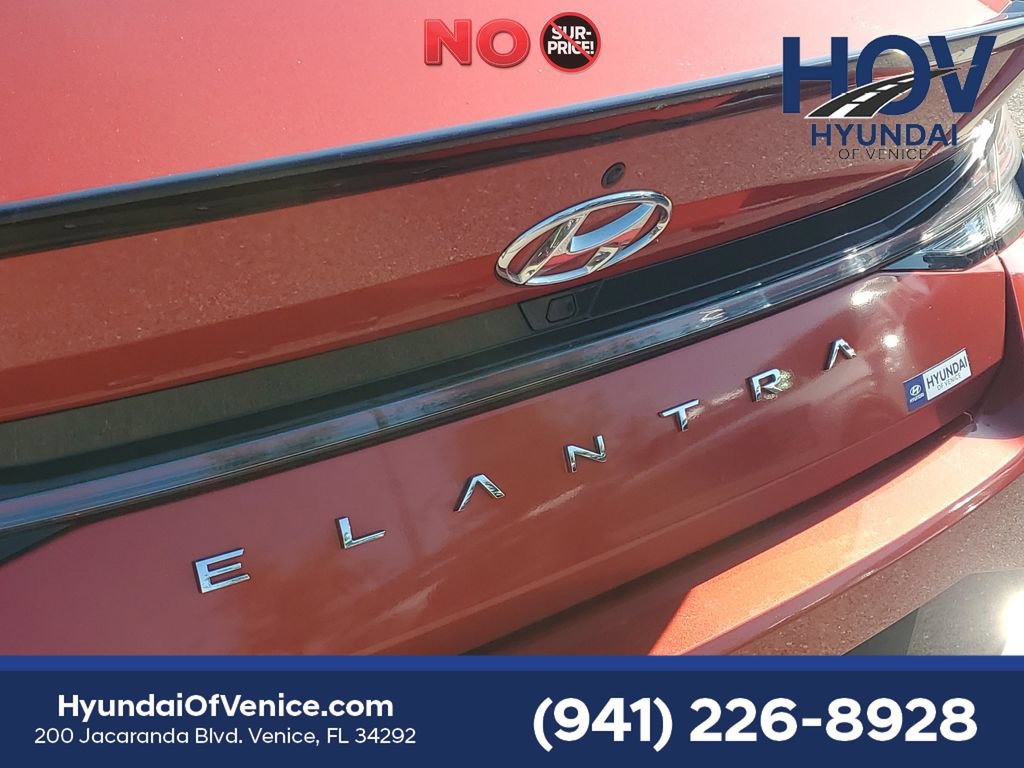 Used 2022 Hyundai Elantra N Line FWD image 12