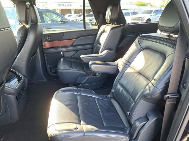 Used 2023 Lincoln Navigator L Reserve AWD/4WD image 9
