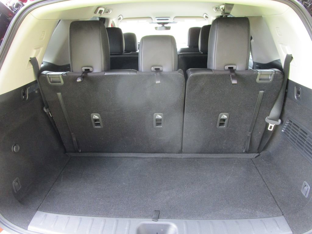 Used 2024 Nissan Pathfinder SL image 12