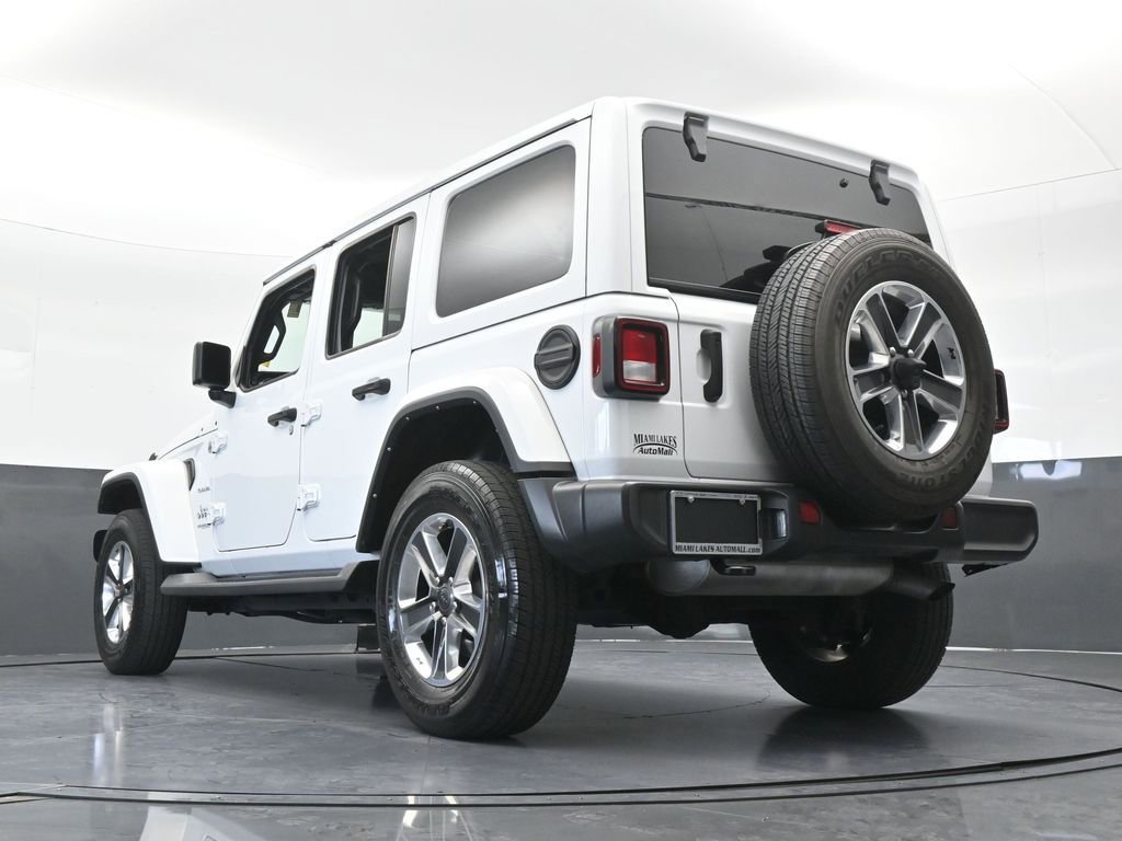 Used 2022 Jeep Wrangler Unlimited Sahara AWD/4WD image 55