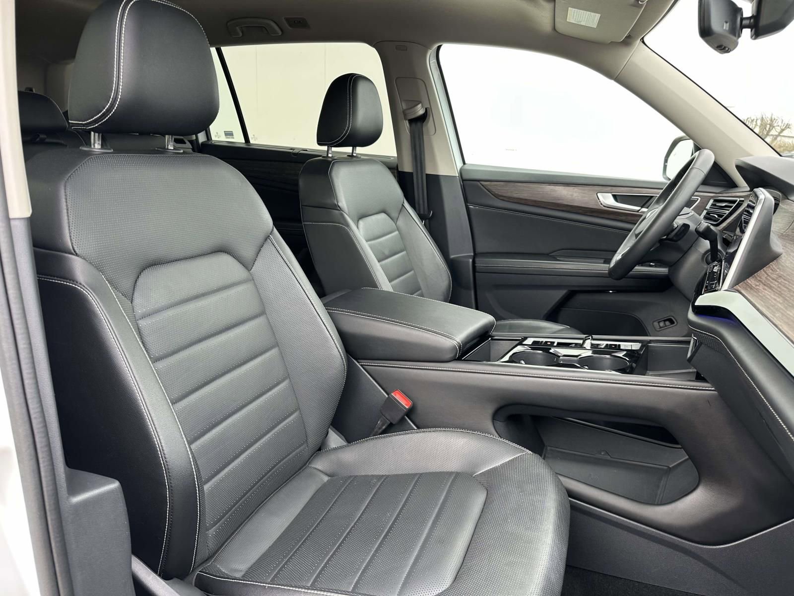 Certified 2024 Volkswagen Atlas SEL image 10