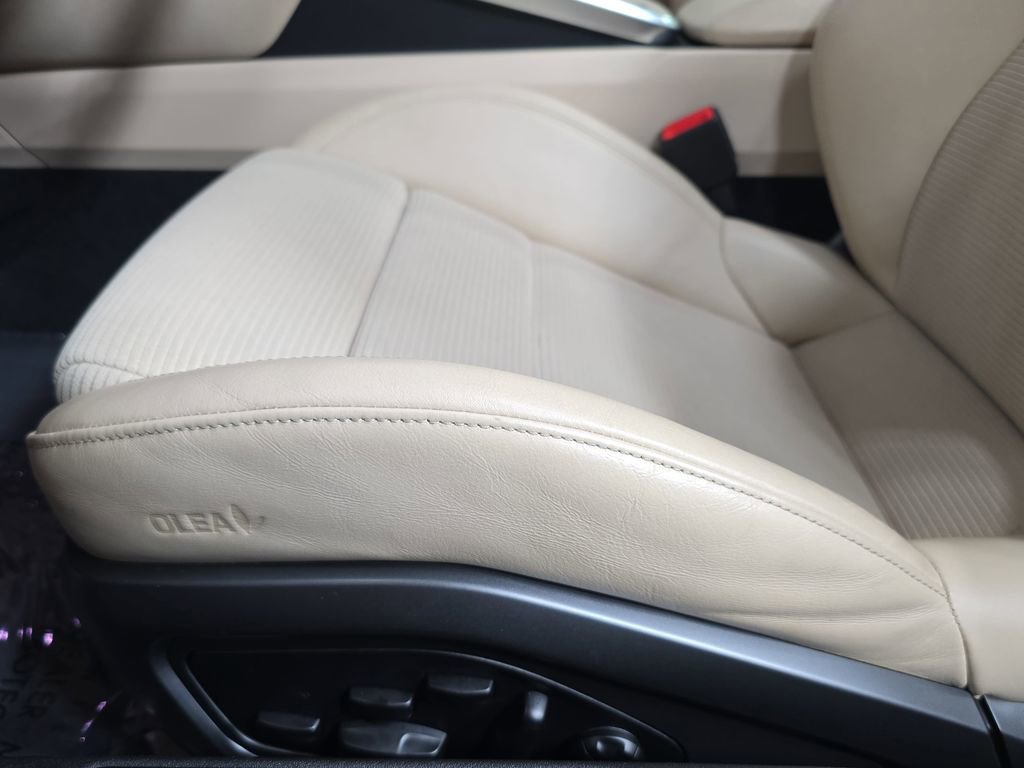 Certified 2021 Porsche 911 AWD/4WD image 23