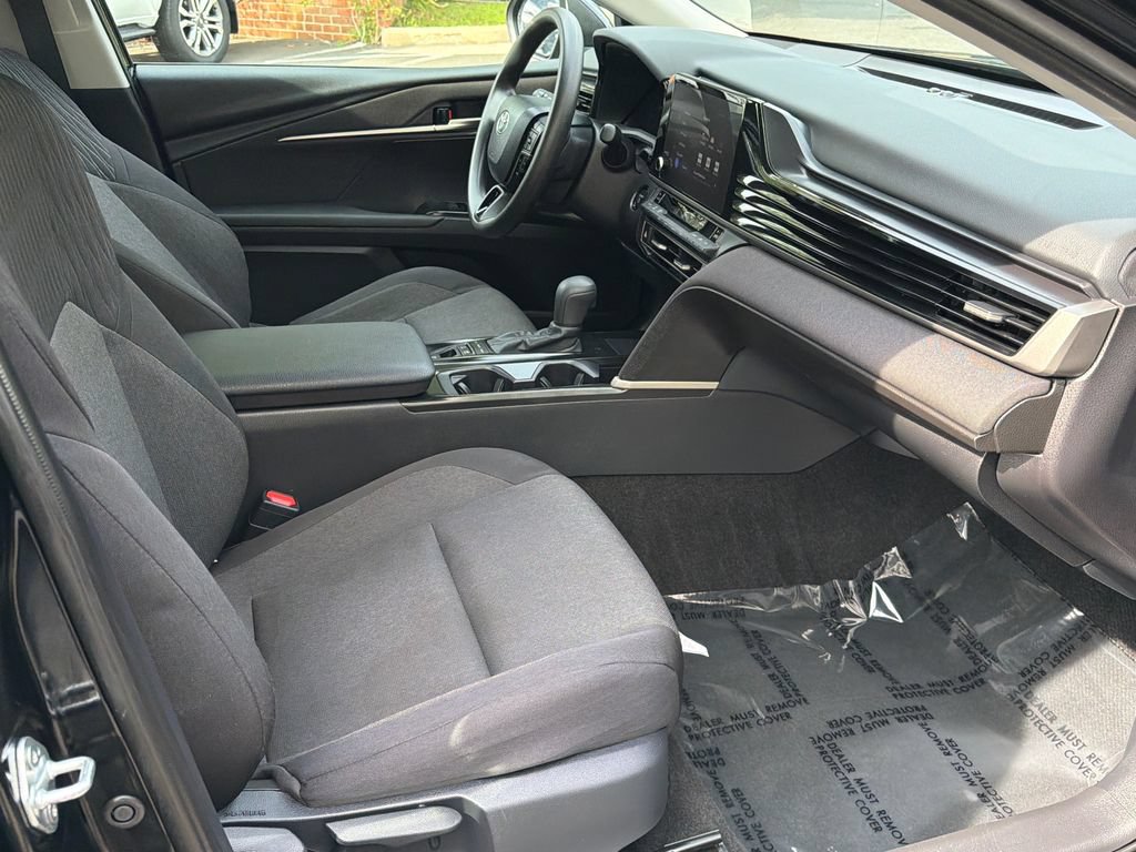 Used 2026 Toyota Camry LE FWD image 10