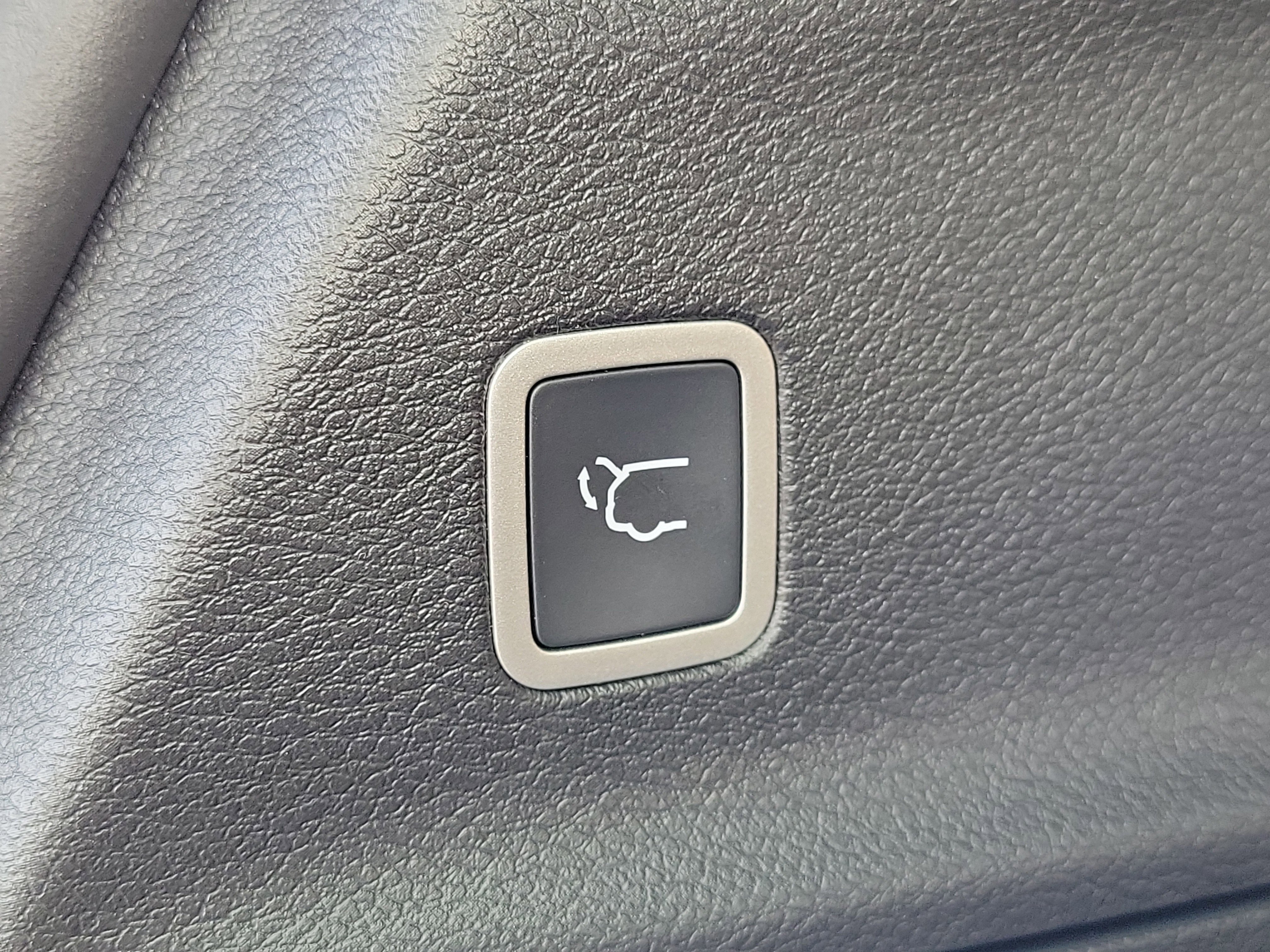 New 2026 Chrysler Pacifica Pinnacle image 9