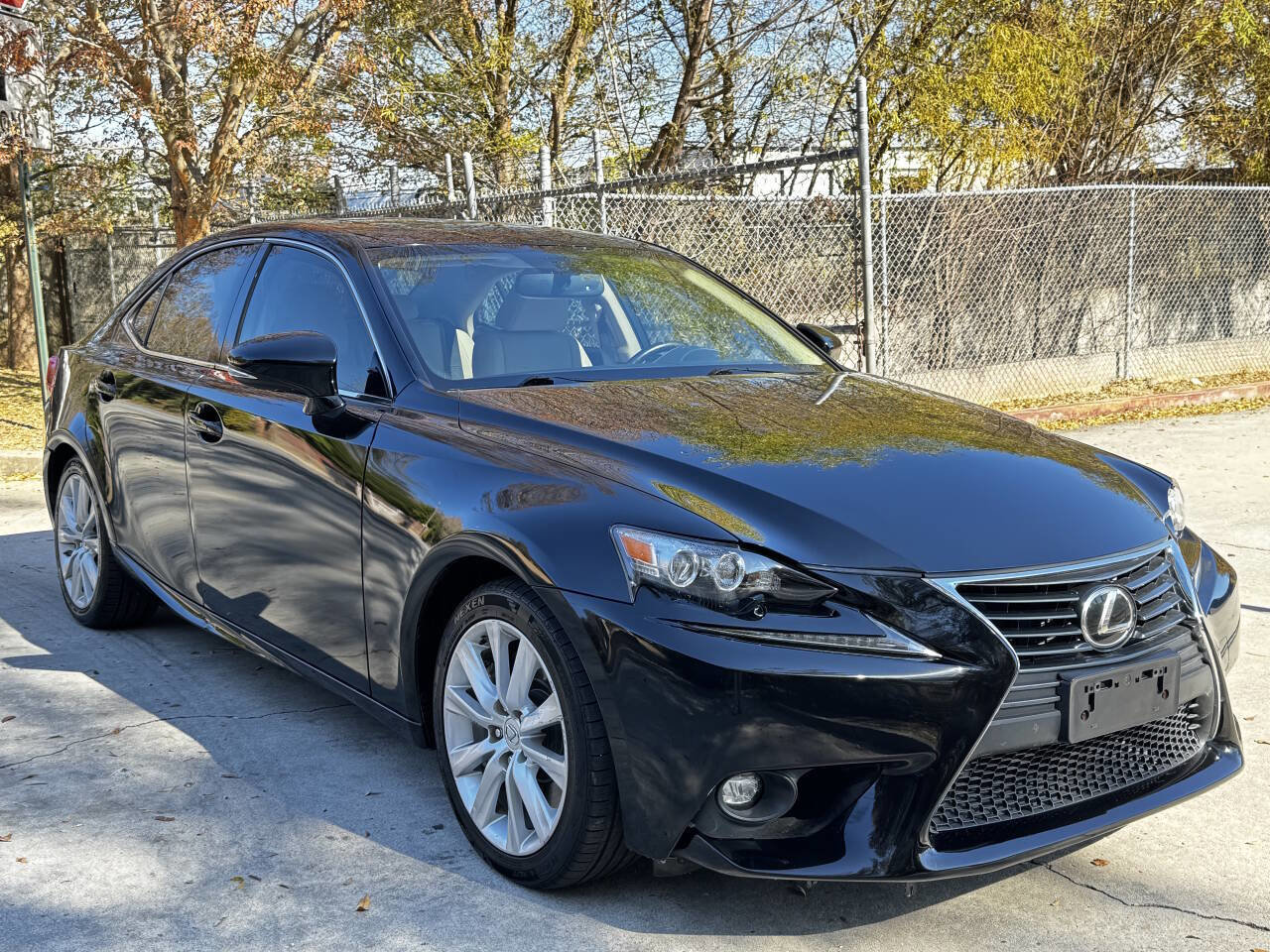 Used 2016 Lexus IS 300 AWD image 7