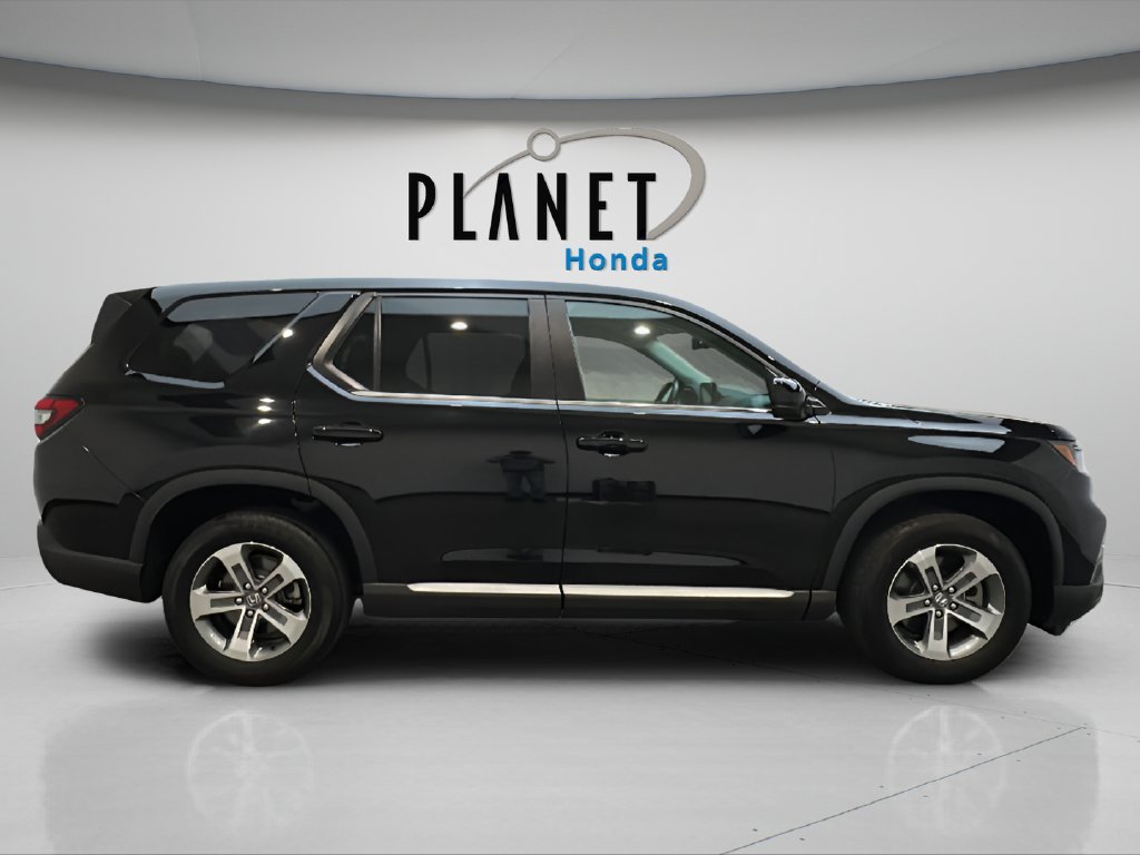 Used 2024 Honda Pilot EX-L image 11