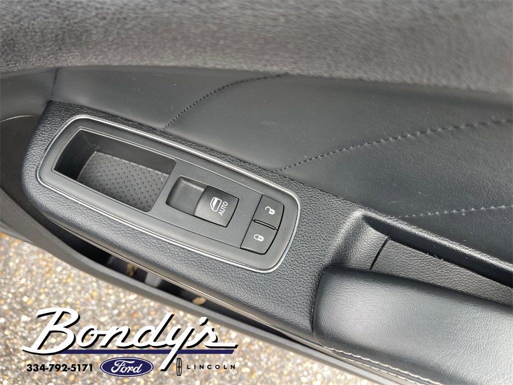 Used 2015 Dodge Charger SRT Hellcat w/ Harman/Kardon Audio Group image 20