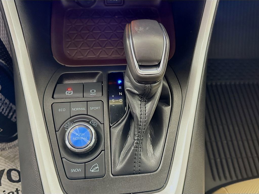 Used 2023 Toyota RAV4 Limited w/ Limited Grade Weather Package image 18