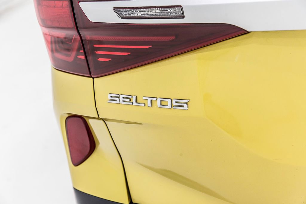 Used 2021 Kia Seltos SX image 4