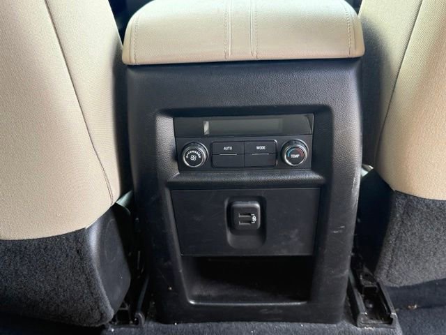 Certified 2023 Chevrolet Traverse LS FWD image 11