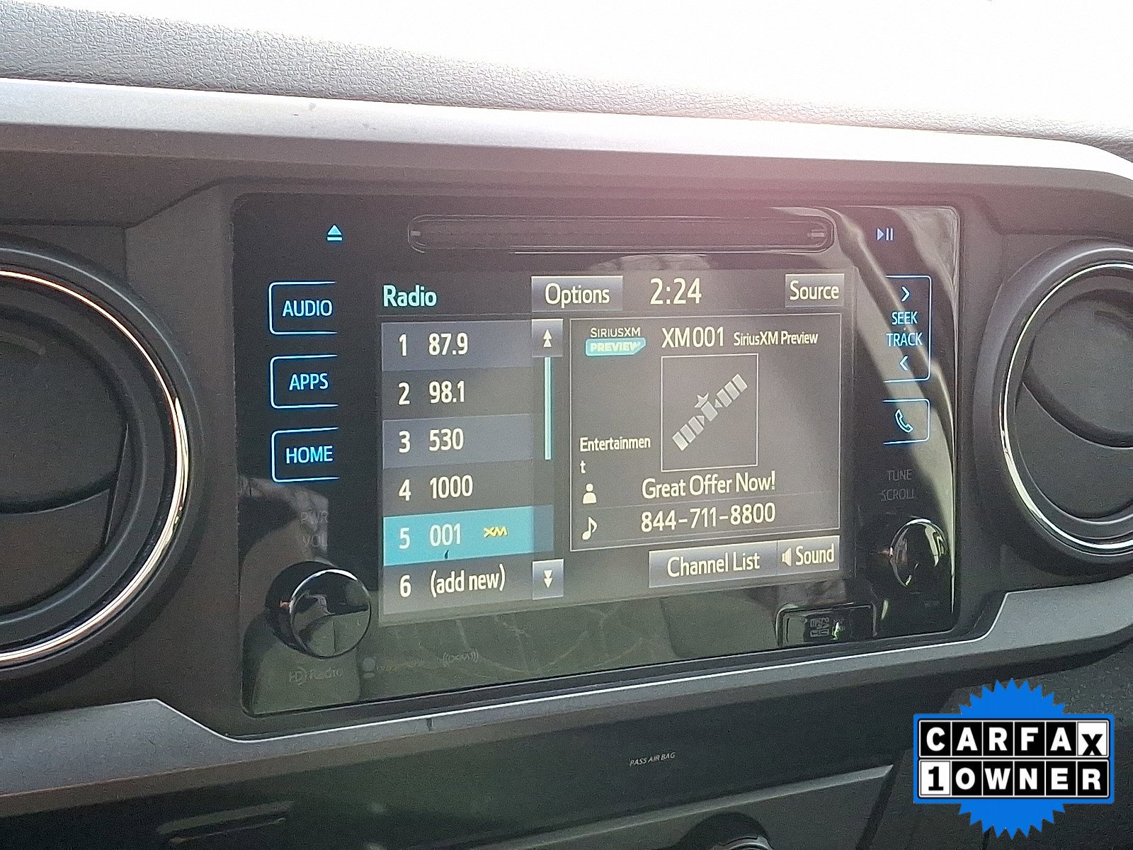 Used 2019 Toyota Tacoma TRD Sport image 30