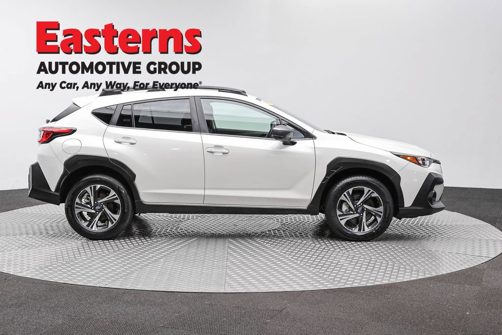 Used 2025 Subaru Crosstrek 2.5i Premium AWD/4WD image 4