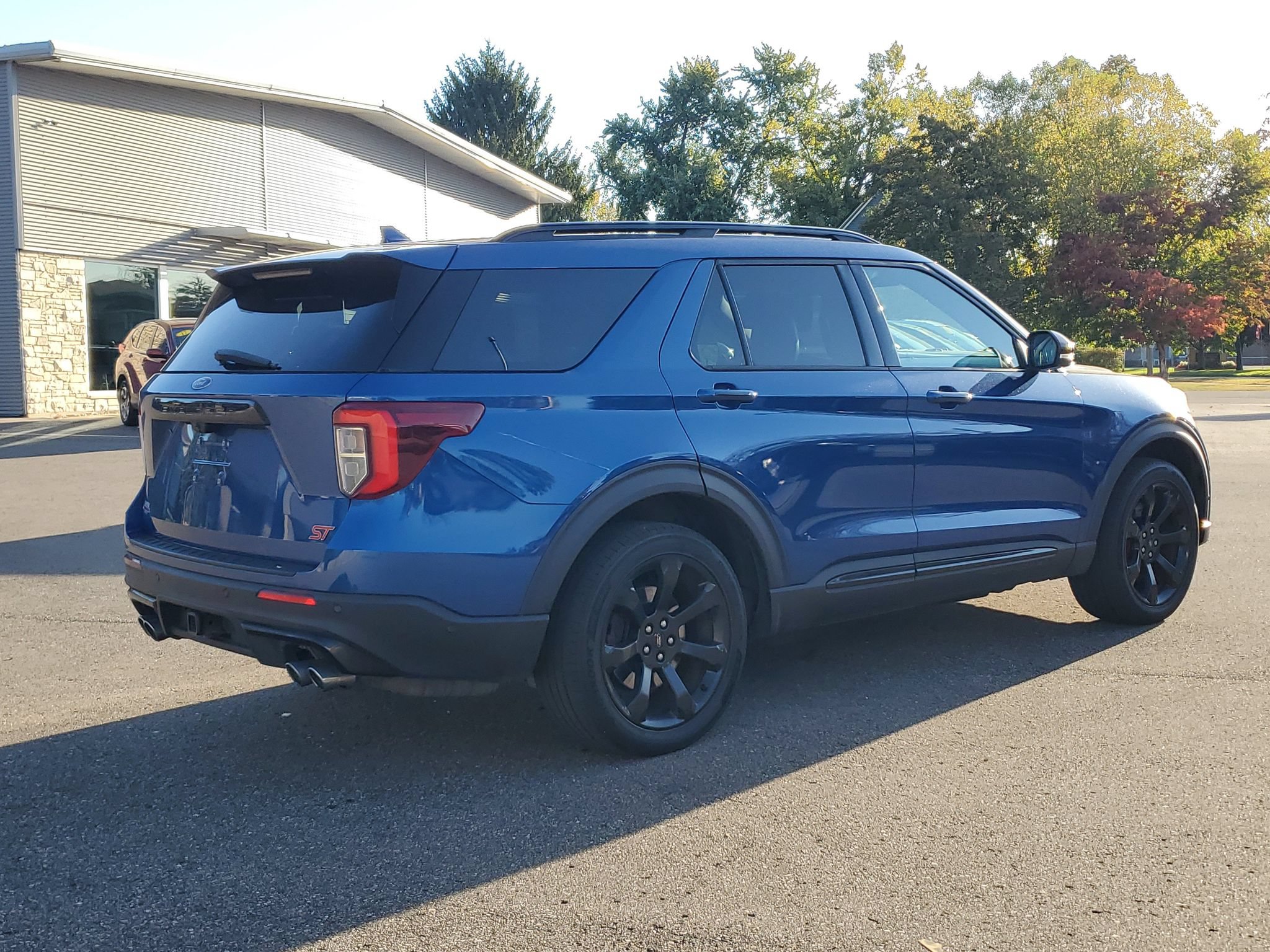 Used 2020 Ford Explorer ST w/ ST High-Performance Pack AWD/4WD image 4