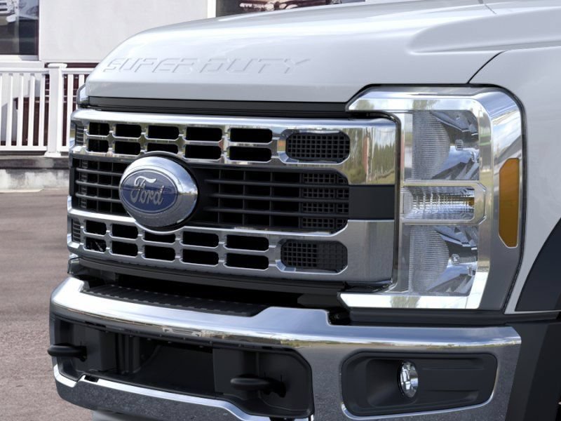 New 2026 Ford F550 2WD Regular Cab Super Duty w/ XL Chrome Package image 17