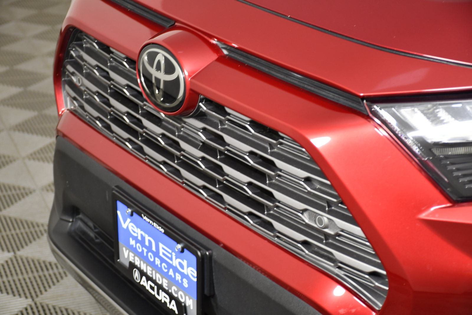 Used 2022 Toyota RAV4 Limited w/ Limited Grade Weather Package AWD/4WD image 11