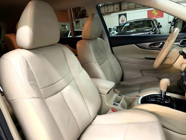 Used 2015 Nissan Rogue SL image 49