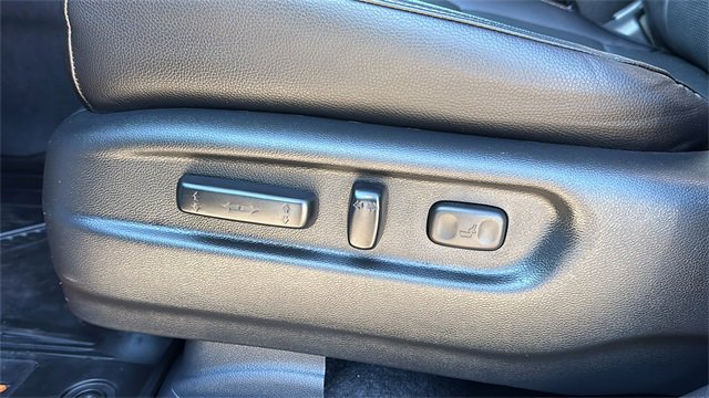 Used 2025 Honda Ridgeline TrailSport image 10