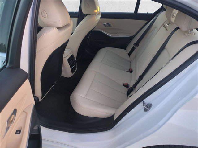 Used 2024 BMW 330i Sedan w/ Convenience Package RWD image 20