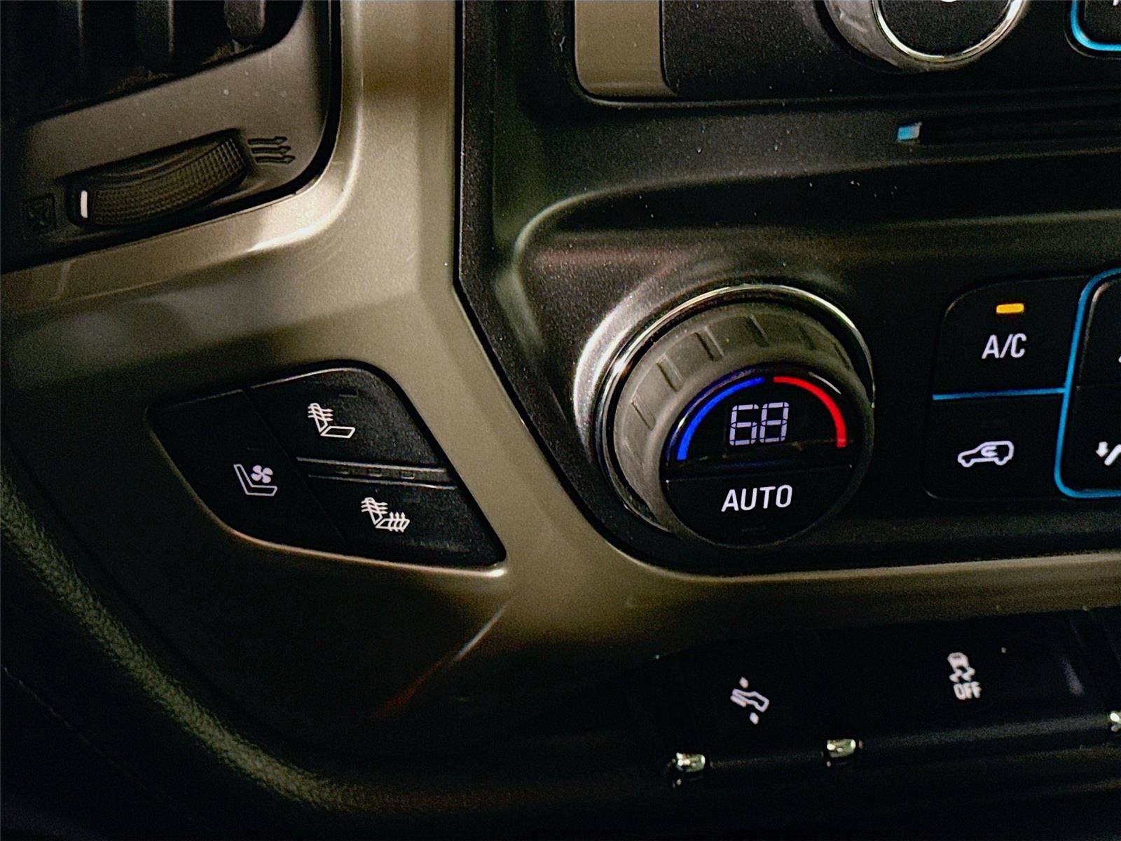 Used 2017 Chevrolet Silverado 1500 High Country image 15