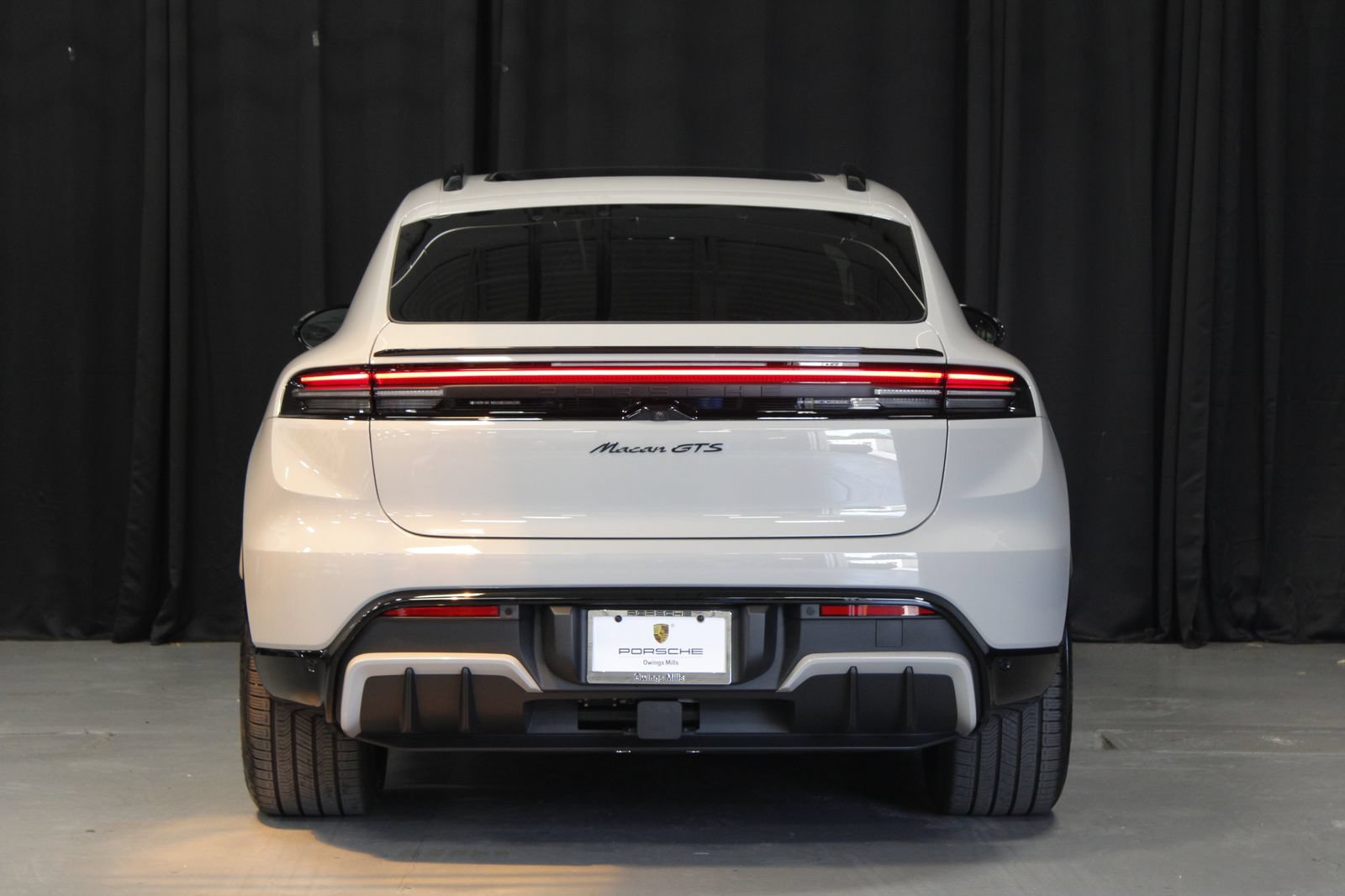 New 2026 Porsche Macan GTS Electric AWD/4WD image 4