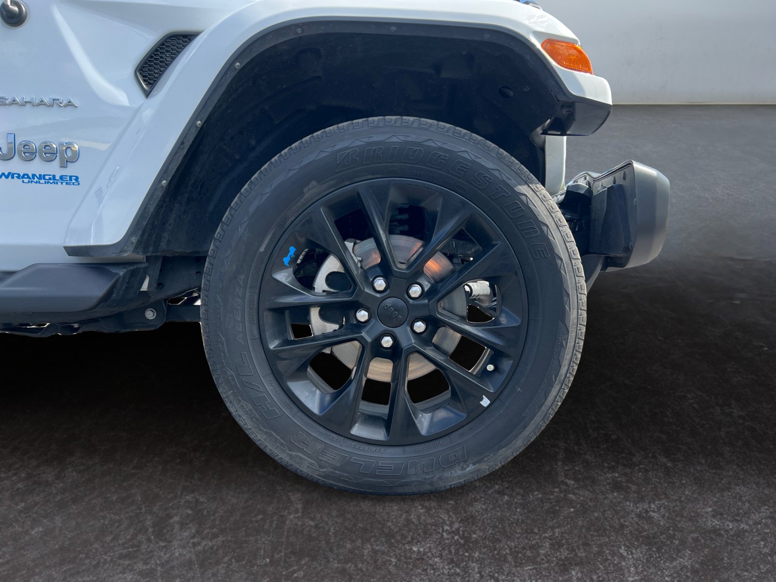 Used 2022 Jeep Wrangler Unlimited Sahara w/ Safety Group image 14