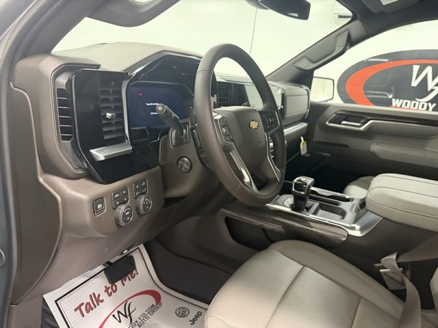 New 2026 Chevrolet Silverado 1500 LTZ image 10