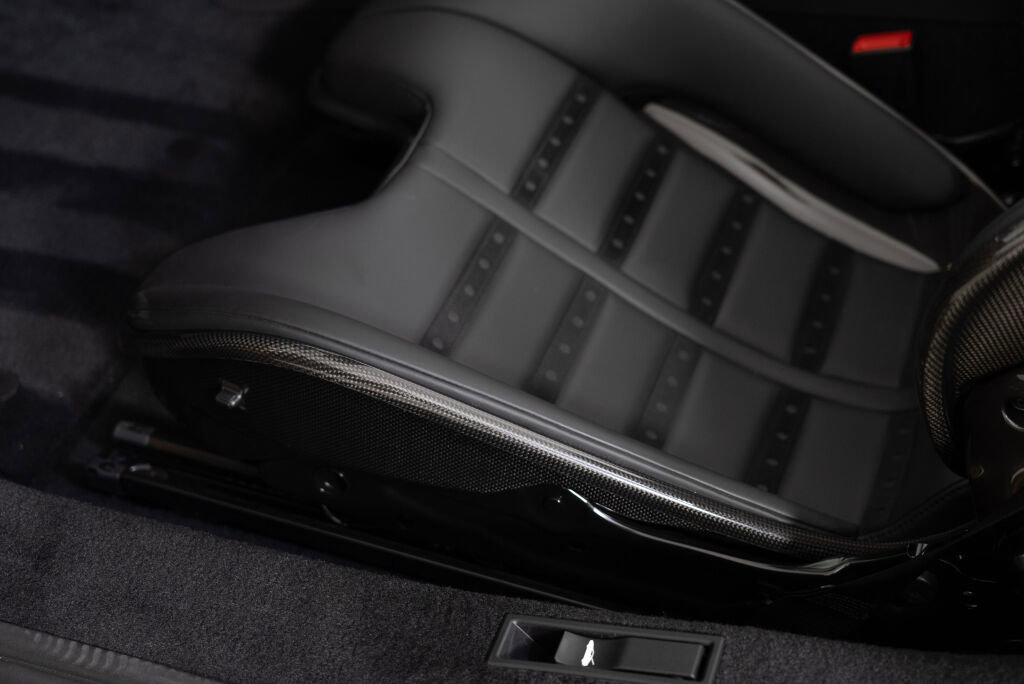 Used 2022 Ferrari SF90 Spider image 36