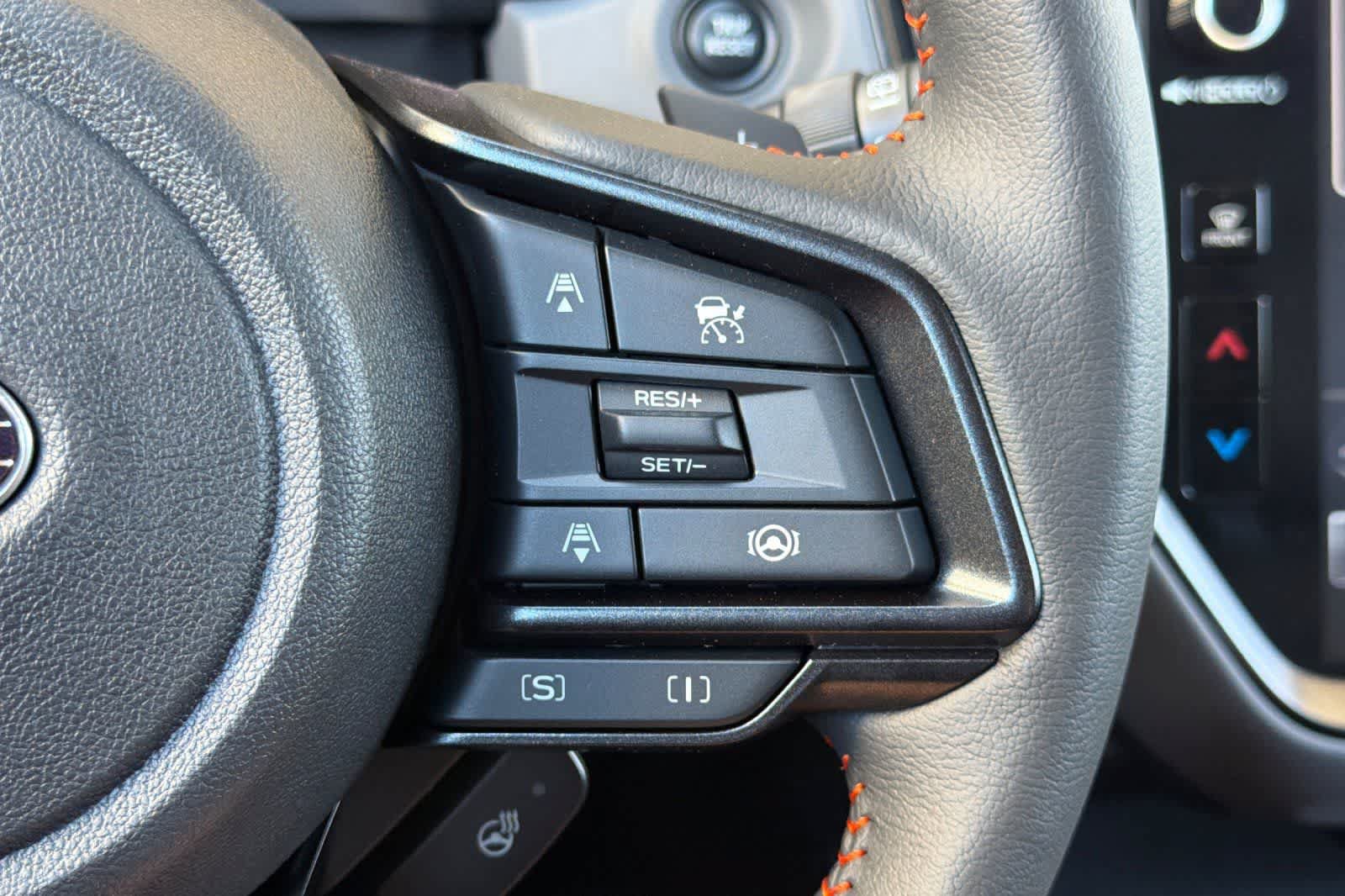 New 2026 Subaru Crosstrek 2.5i Limited w/ Crosstrek Mirror Package AWD/4WD image 26